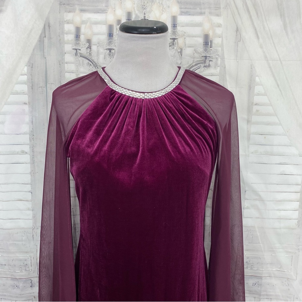 NWT R&M Richards Size 8 Plum Purple Rhinestone Cape Sleeve Sheath Dress Chiffon - Picture 5 of 15